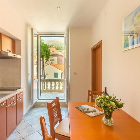 Apartment& Room Lukre / Apartment Lukre With Terrace Dubrovnik Kültér fotó