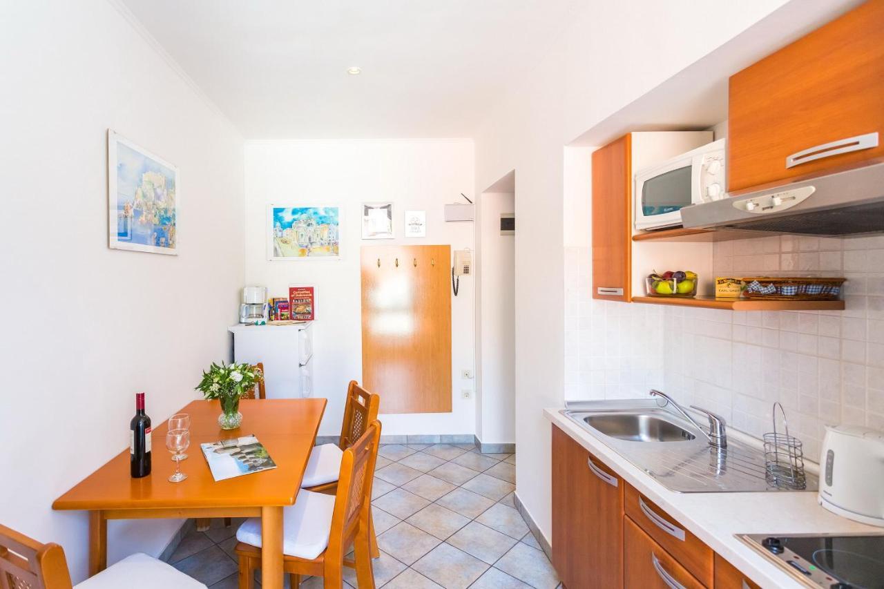 Apartment& Room Lukre / Apartment Lukre With Terrace Dubrovnik Kültér fotó